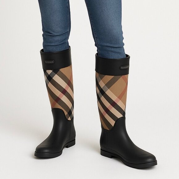 BRAND NEW BURBERRY RAIN BOOTS IN BOX SZ 37 - Picture 4 of 4